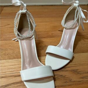 Elegant Beige Pearl-Embellished Women's Heels
